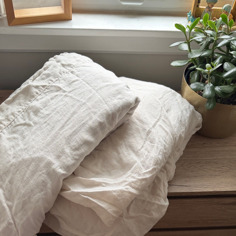 Parachute Cream Bedding Sheets